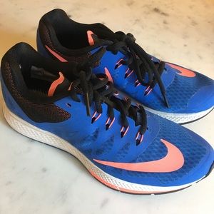 Nike Zoom Sneaker | Size 7
